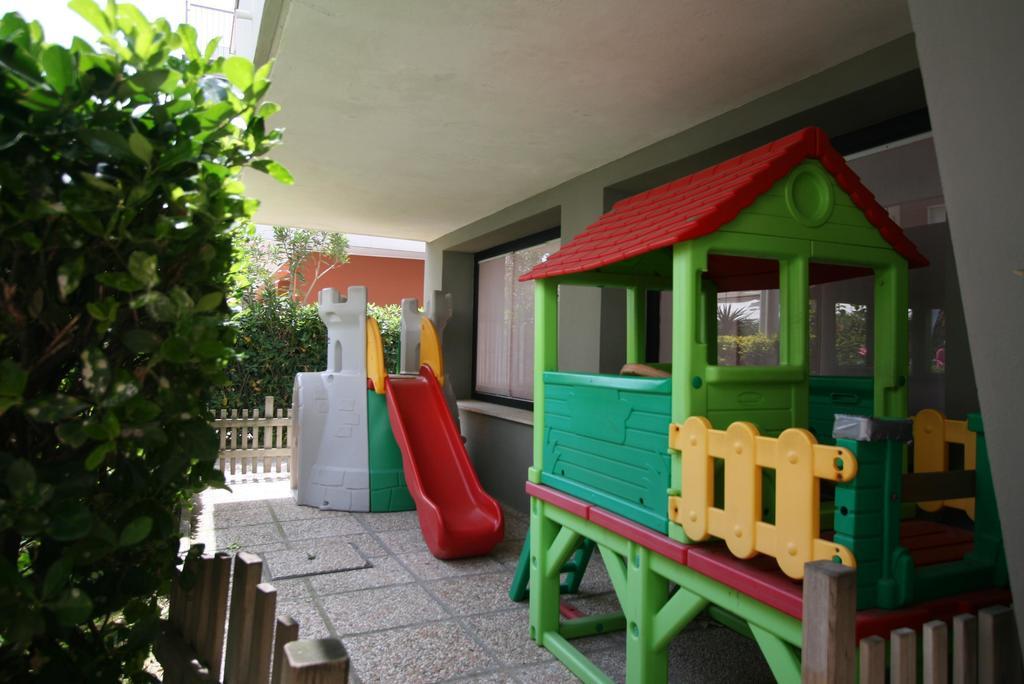 Florida Park Hotel ベラーリア・イジェア・マリーナ エクステリア 写真